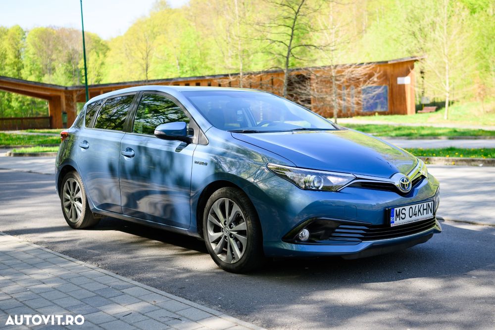 Toyota Auris - 5