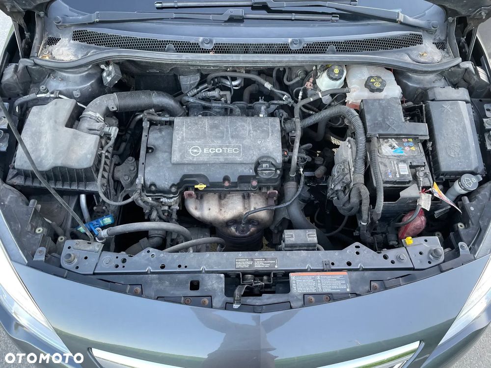 Opel Astra 1.4 Cosmo - 18