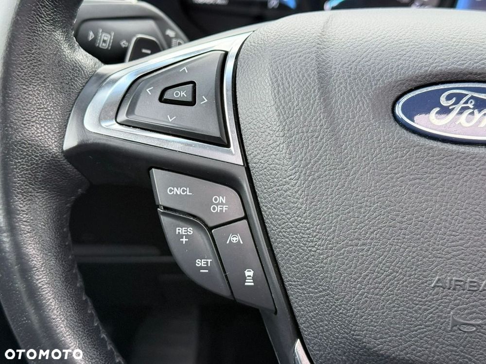 Ford Edge - 25