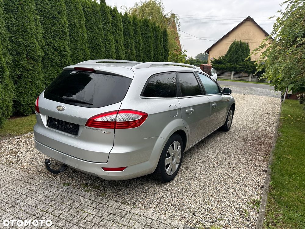 Ford Mondeo - 4