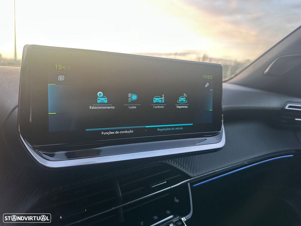 Peugeot e-2008 50 kWh GT - 20