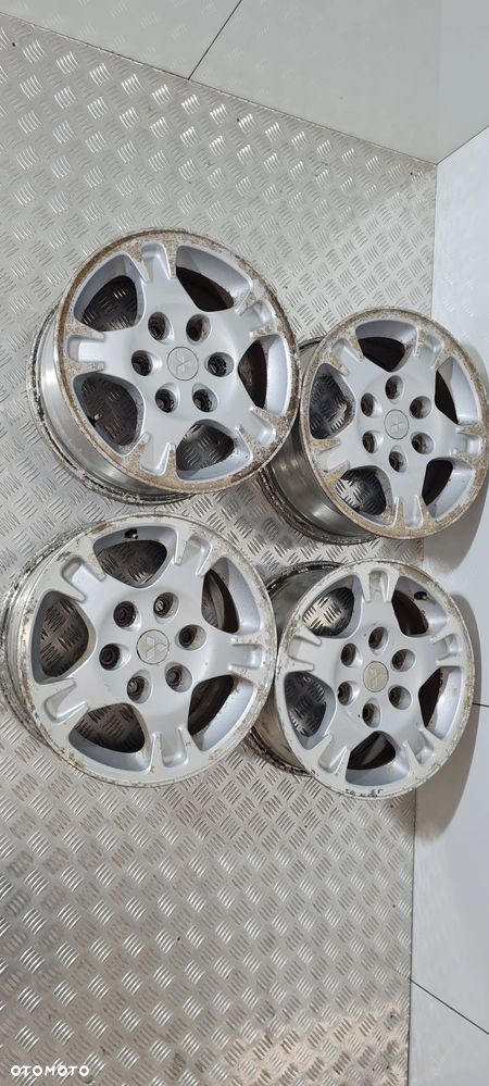 Mitsubishi Pajero III Felga Aluminiowa 16 - 1