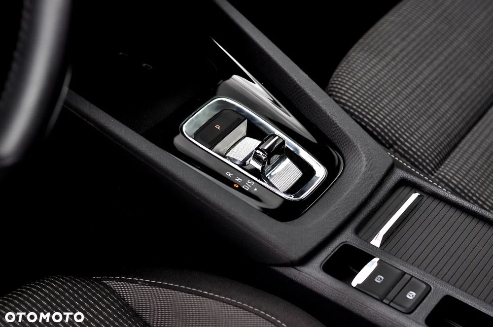 Skoda Octavia 2.0 TDI Ambition DSG - 32