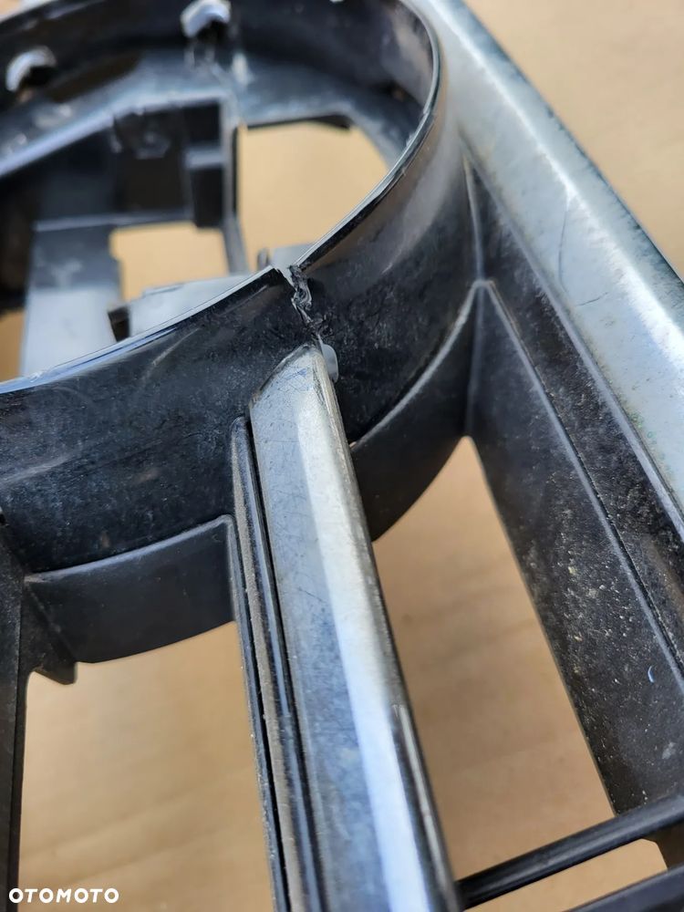 ATRAPA GRILL VW PASSAT B8 LIFT R LINE - 14