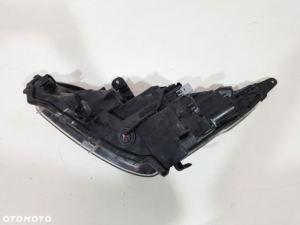 TOYOTA AYGO II 2 LIFT LAMPA PRZÓD PRZEDNIA PRAWA EUROPA ORYGINAŁ - 7