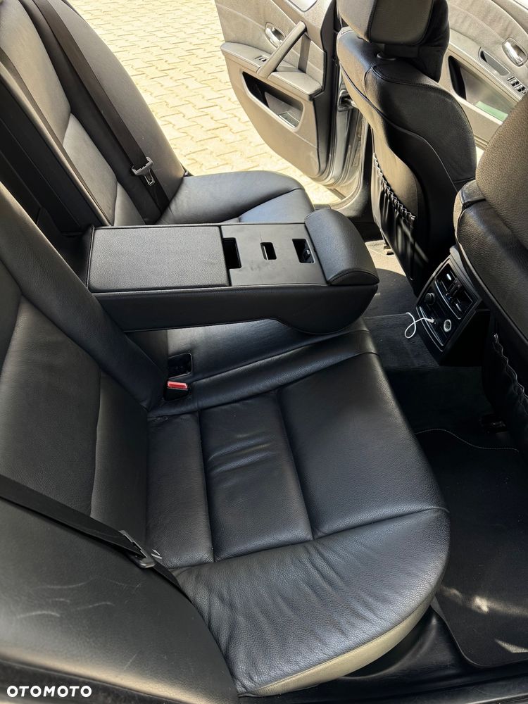 BMW Seria 5 530d - 11