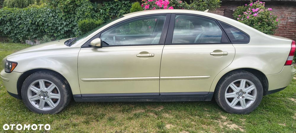 Volvo S40 - 1