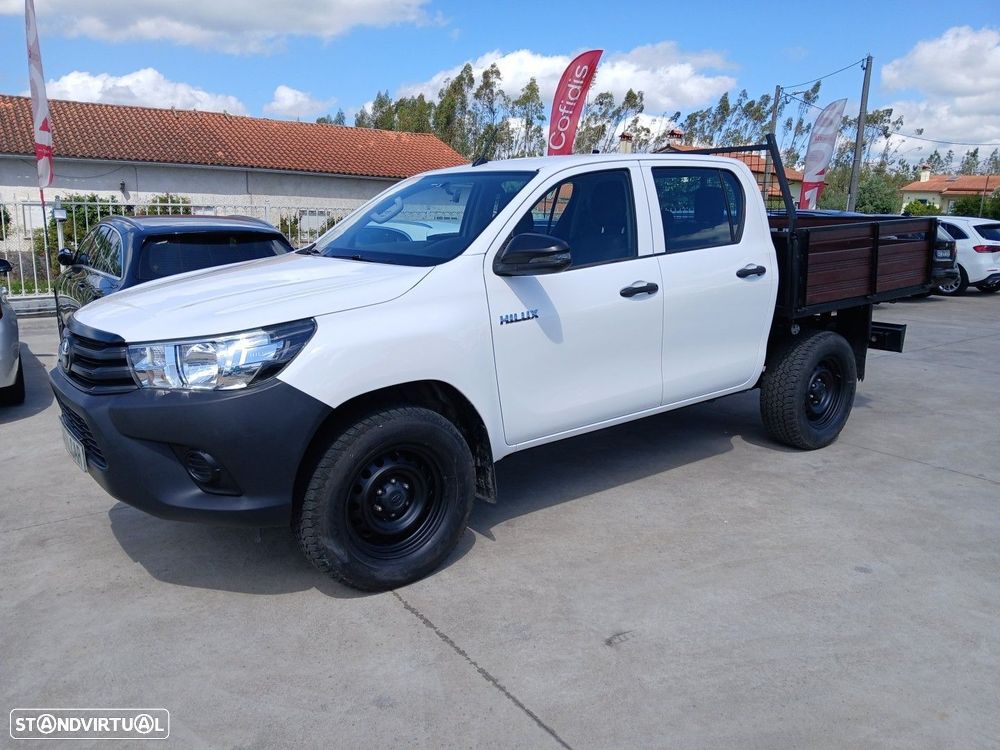 Toyota Hilux 2.4 D-4D 2WD CD - 4