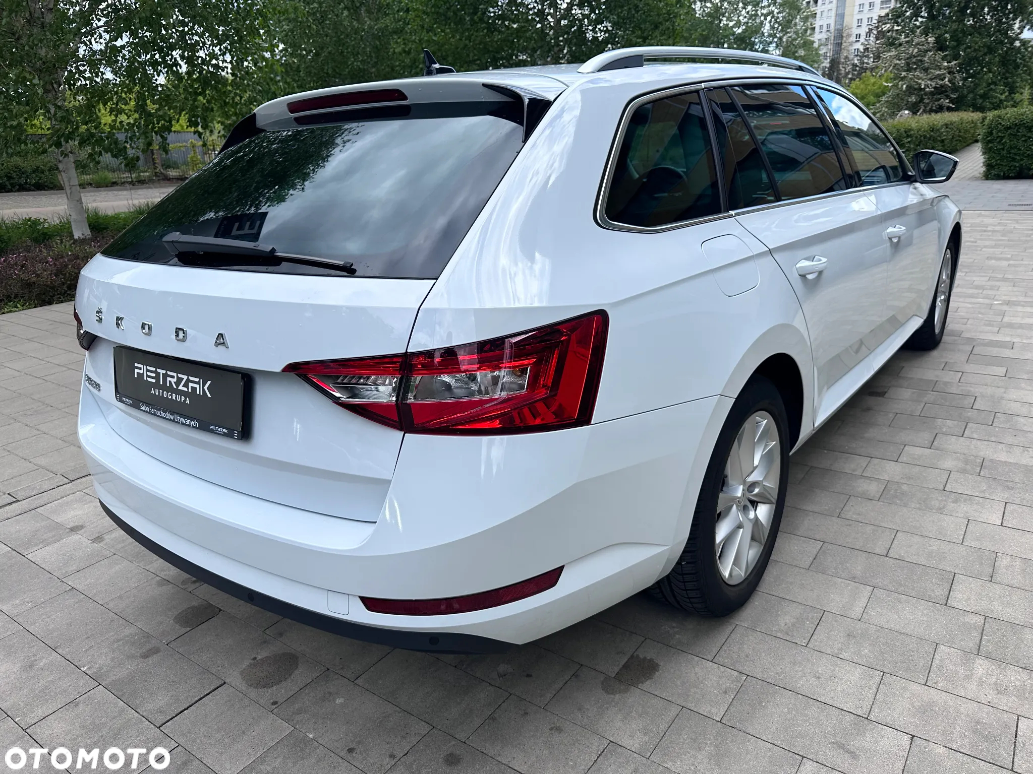 Skoda Superb 1.5 TSI Ambition DSG - 6