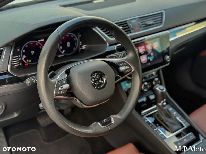 Skoda Superb 2.0 TSI 4x4 DSG L&K - 31