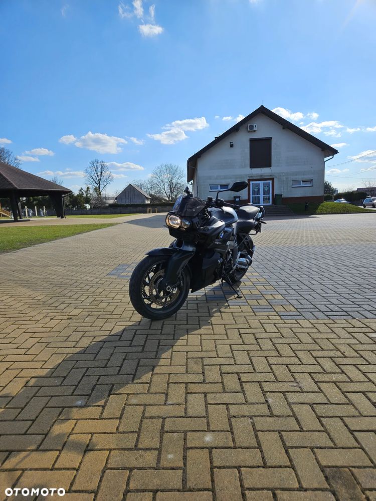 BMW K - 9