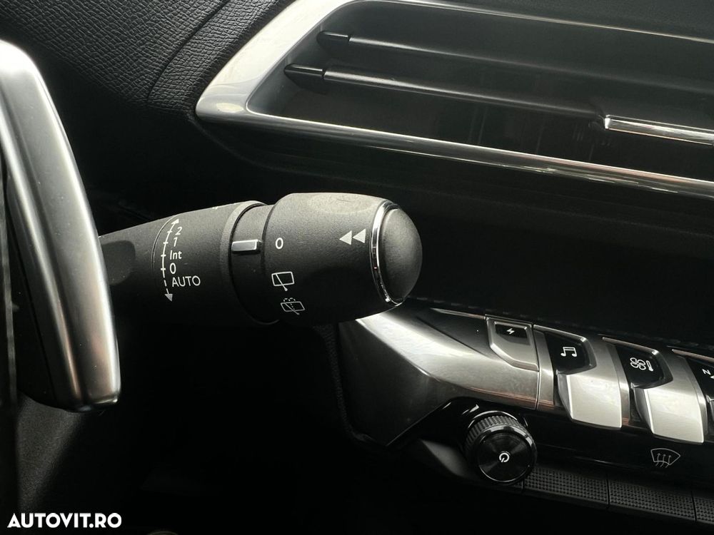 Peugeot 3008 - 29