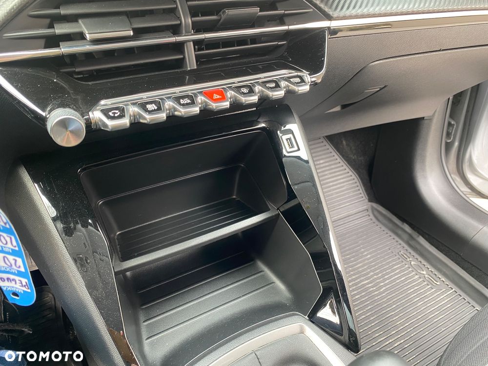 Peugeot 208 1.2 PureTech Active Pack S&S - 14