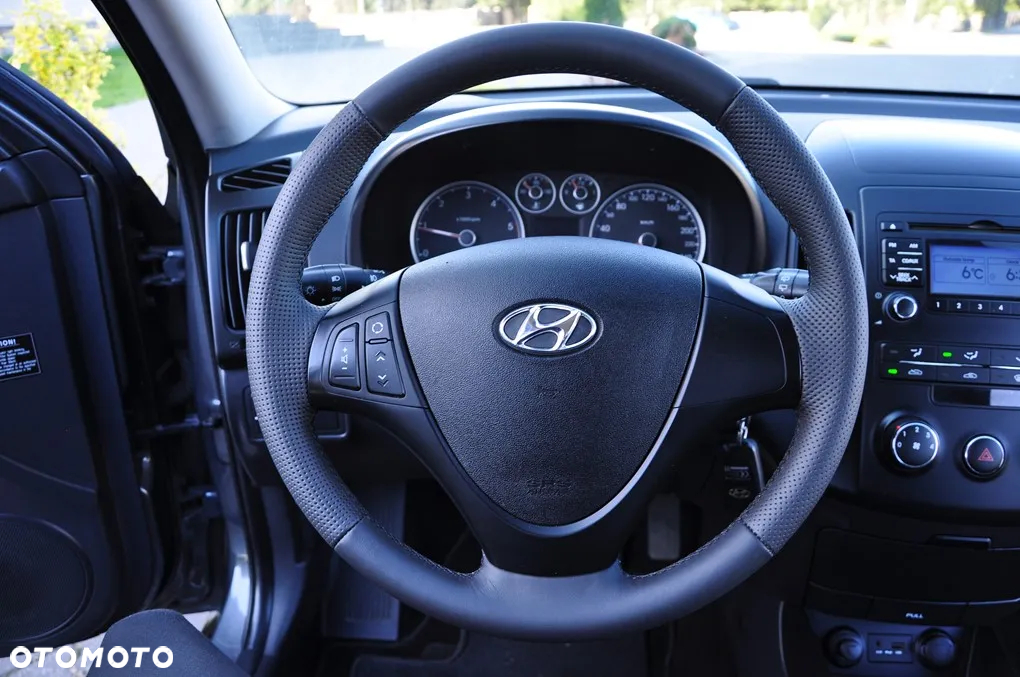 Hyundai i30 i30cw 1.6 CRDi blue Classic - 33