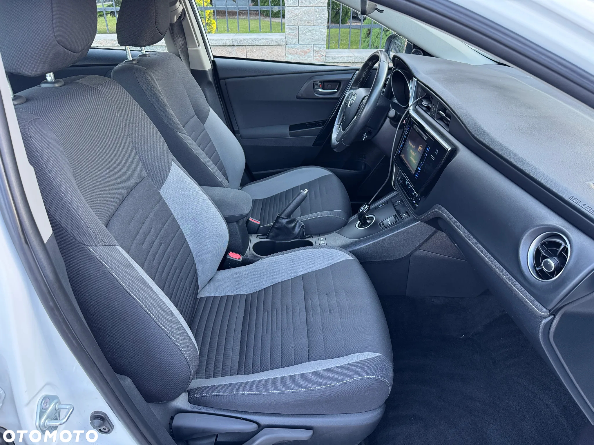 Toyota Auris 1.8 VVT-i Hybrid Automatik Comfort - 5