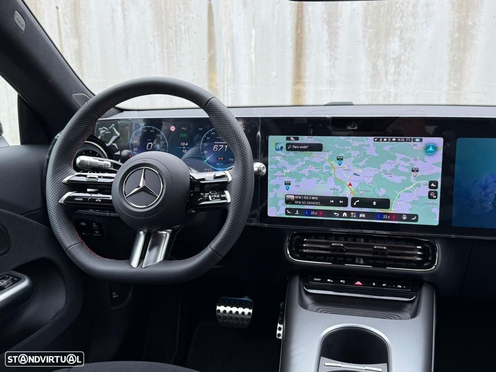 Mercedes-Benz CLA 250+ EQ Shooting Brake - 13