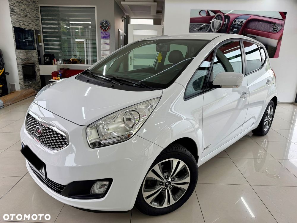 Kia Venga - 40