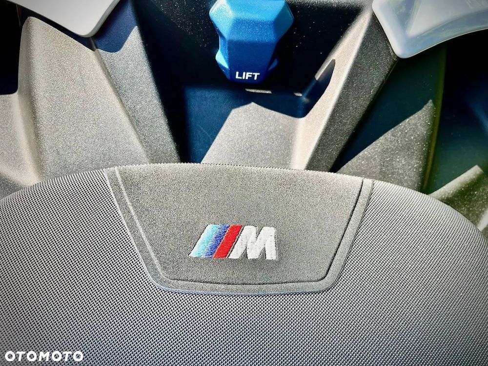 BMW S - 18