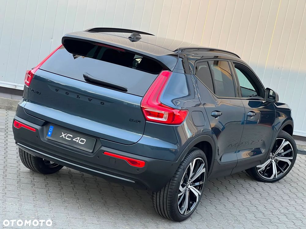 Volvo XC 40 B4 AWD Ultimate Dark - 5