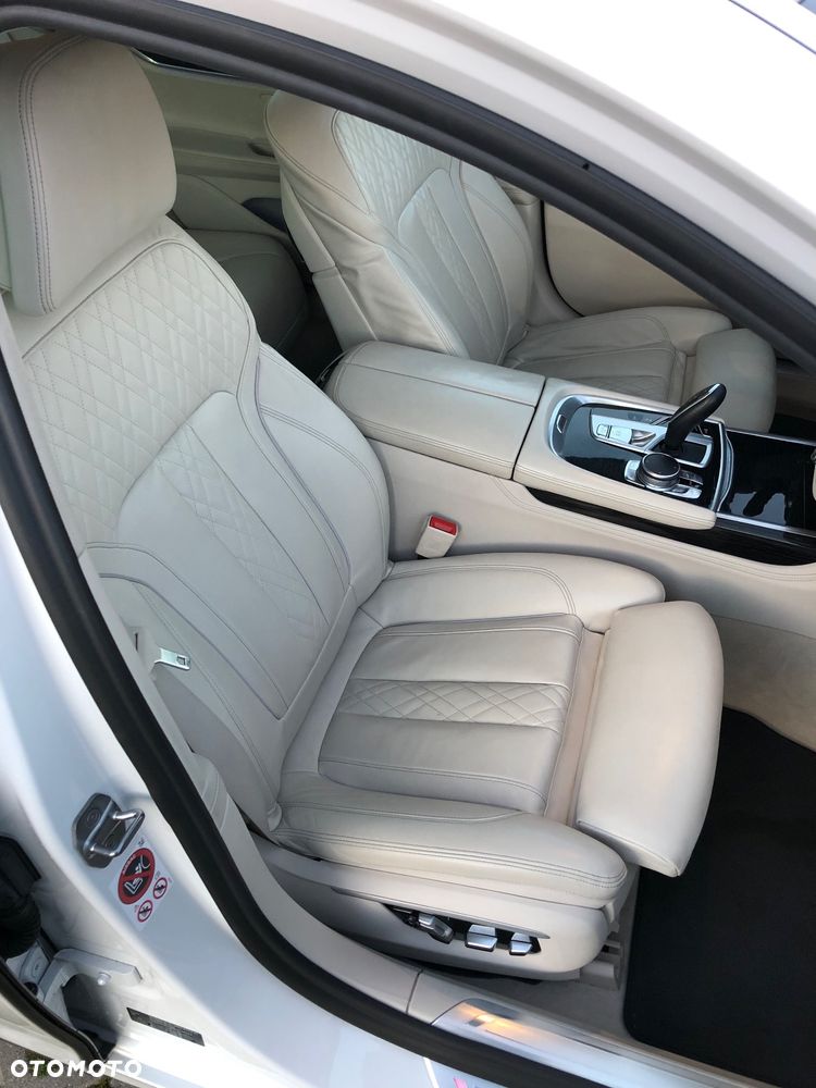BMW Seria 7 730d - 27