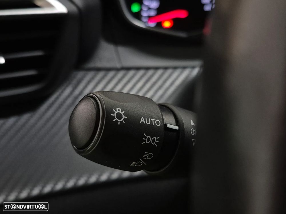 Peugeot 208 1.2 PureTech Active - 24