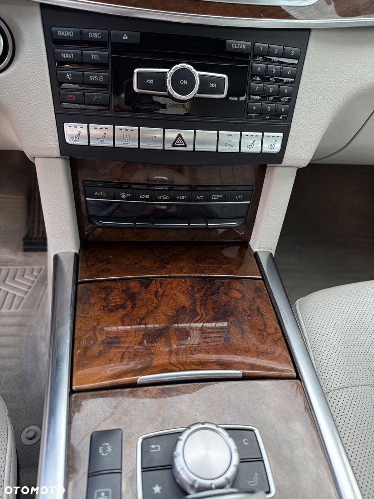Mercedes-Benz Klasa E 300 BlueTEC HYBRID Elegance - 29