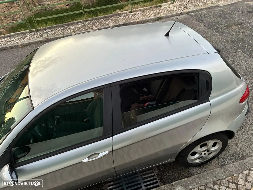 Alfa Romeo 147 1.6 TS - 3