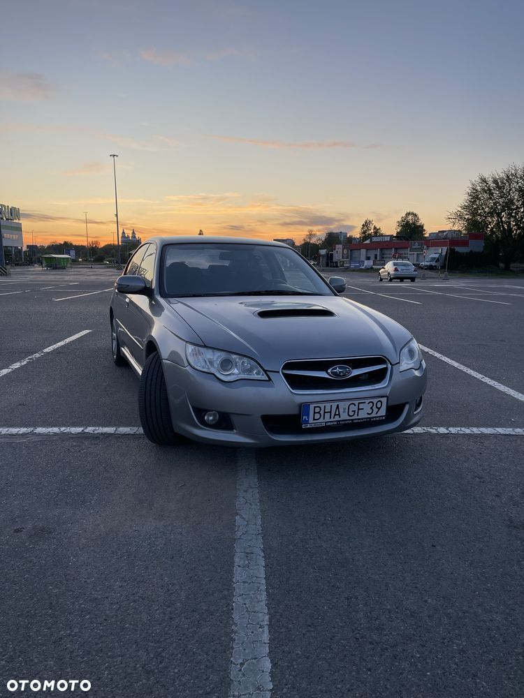 Subaru Legacy - 2