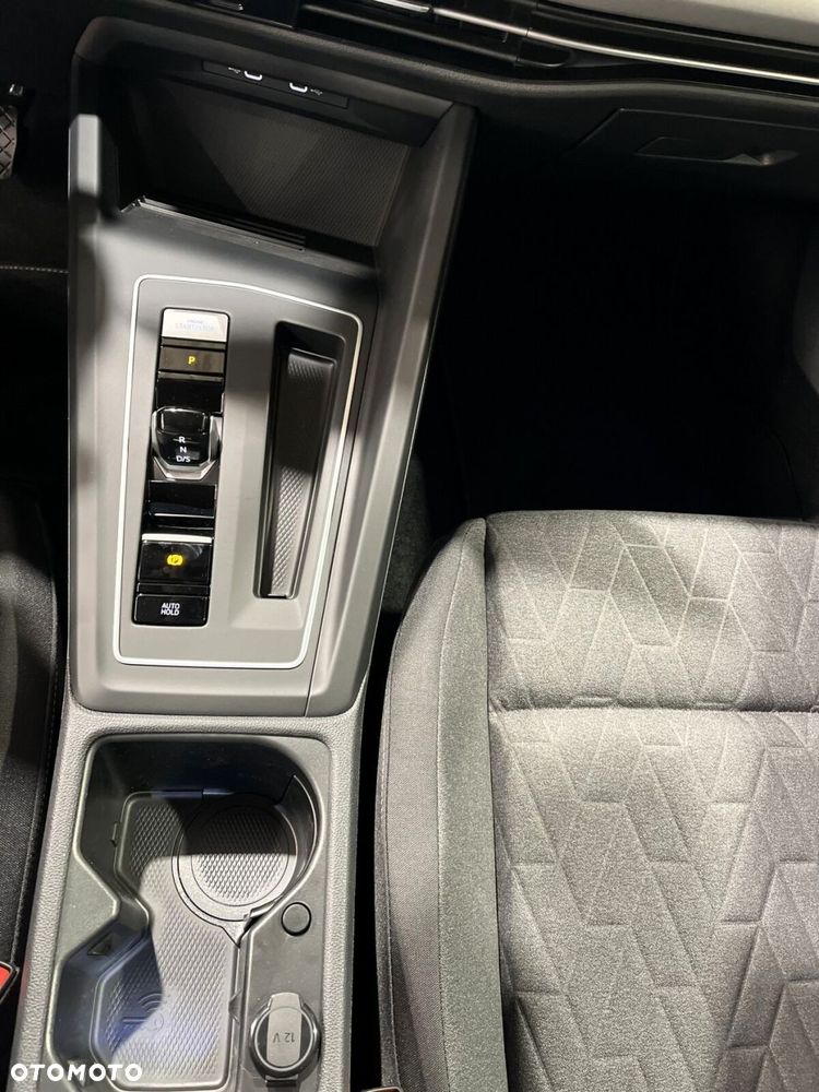 Volkswagen Golf 1.5 eTSI mHEV Life Plus DSG - 17