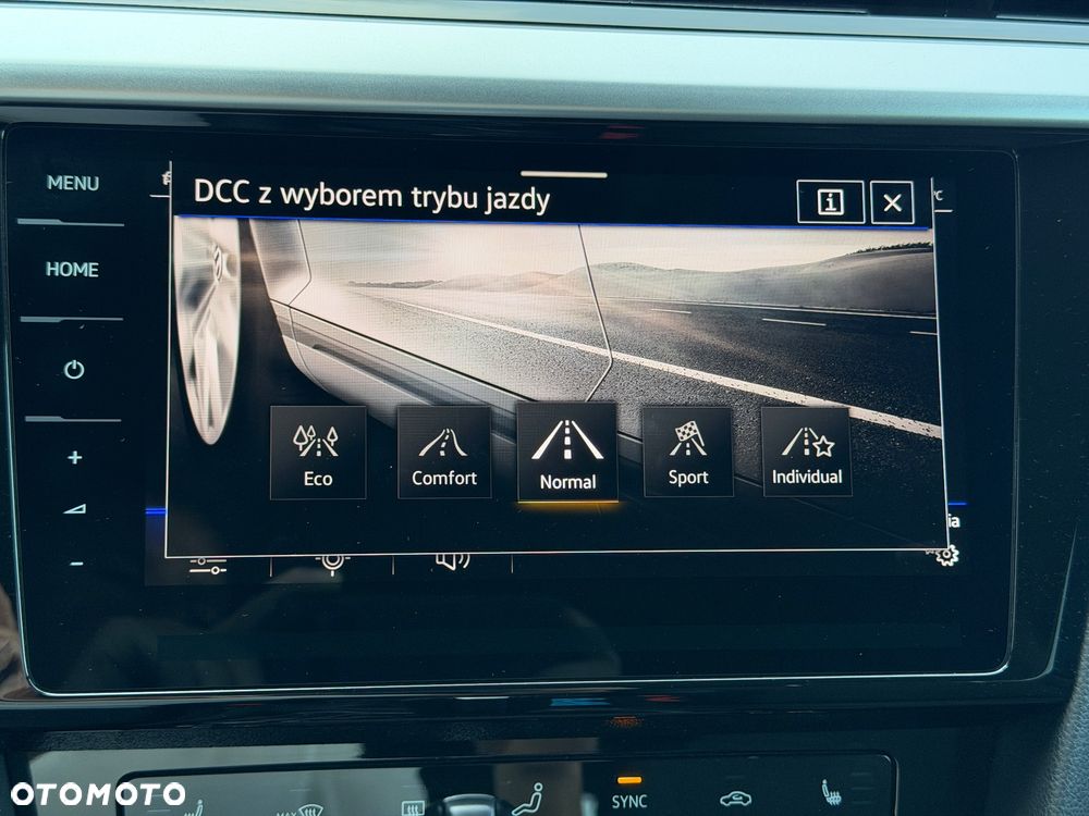 Volkswagen Arteon 2.0 TDI SCR 4Motion DSG R-Line - 32