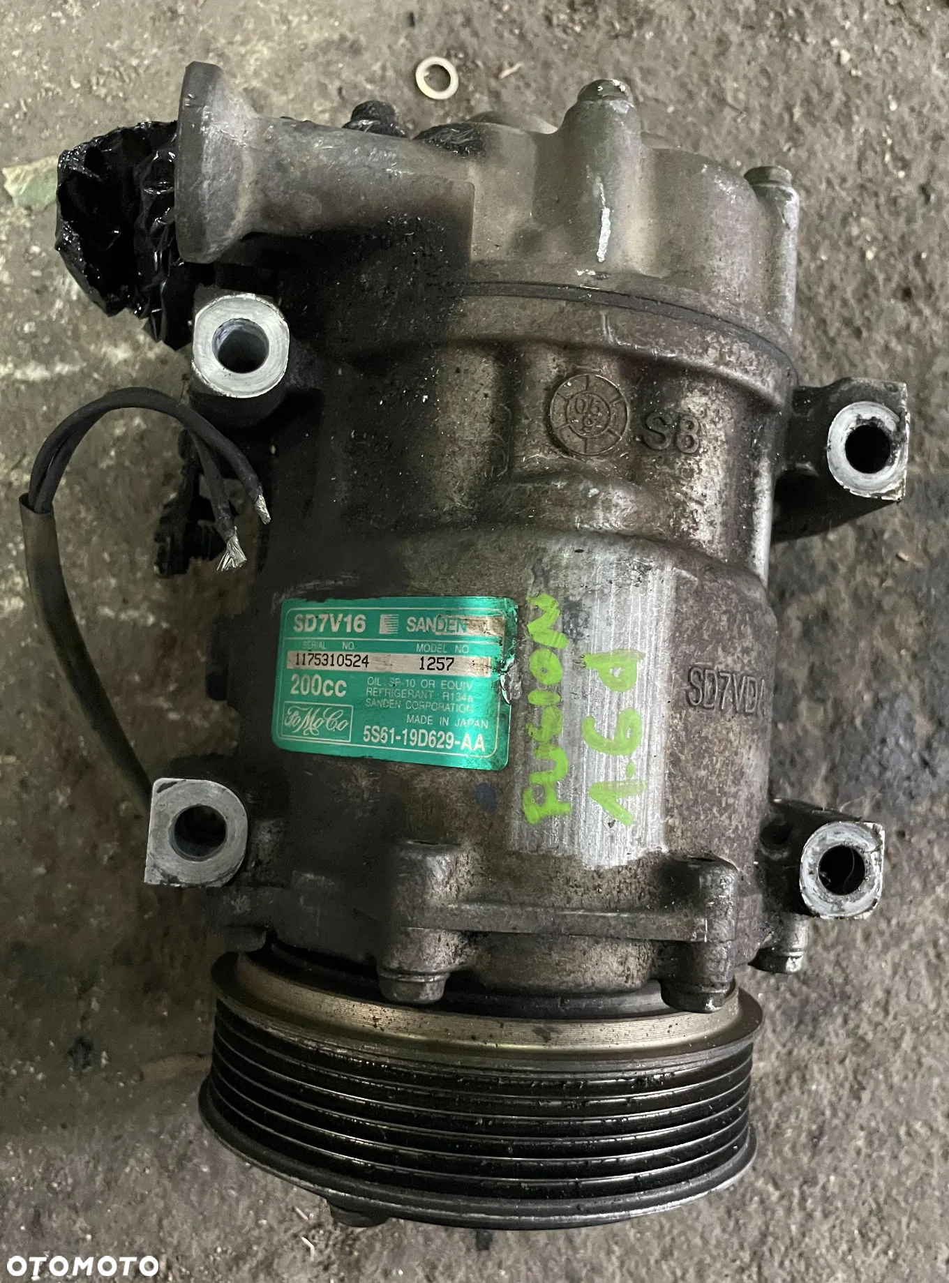 Sprężarka klimatyzacji Ford Fusion 1.6 diesel OE 5S61-19D629-AA - 3