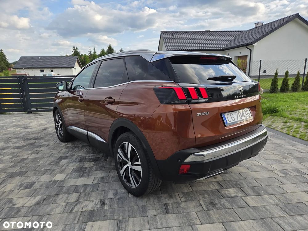Peugeot 3008 1.2 PureTech GPF Allure S&S - 4