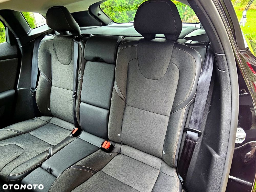 Volvo V40 Cross Country D3 Drive-E Kinetic - 20