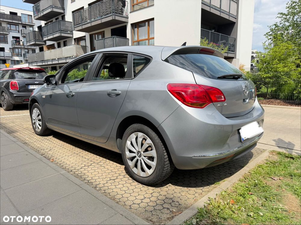 Opel Astra 1.7 CDTI Cosmo - 6