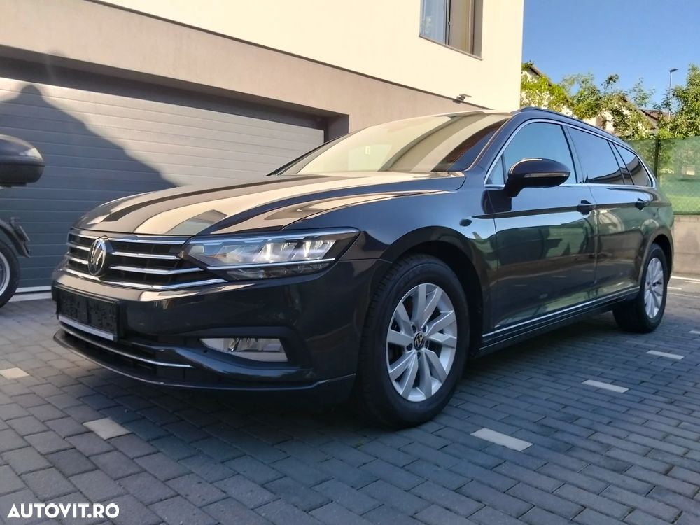 Volkswagen Passat 2.0 TDI DSG Comfortline - 1