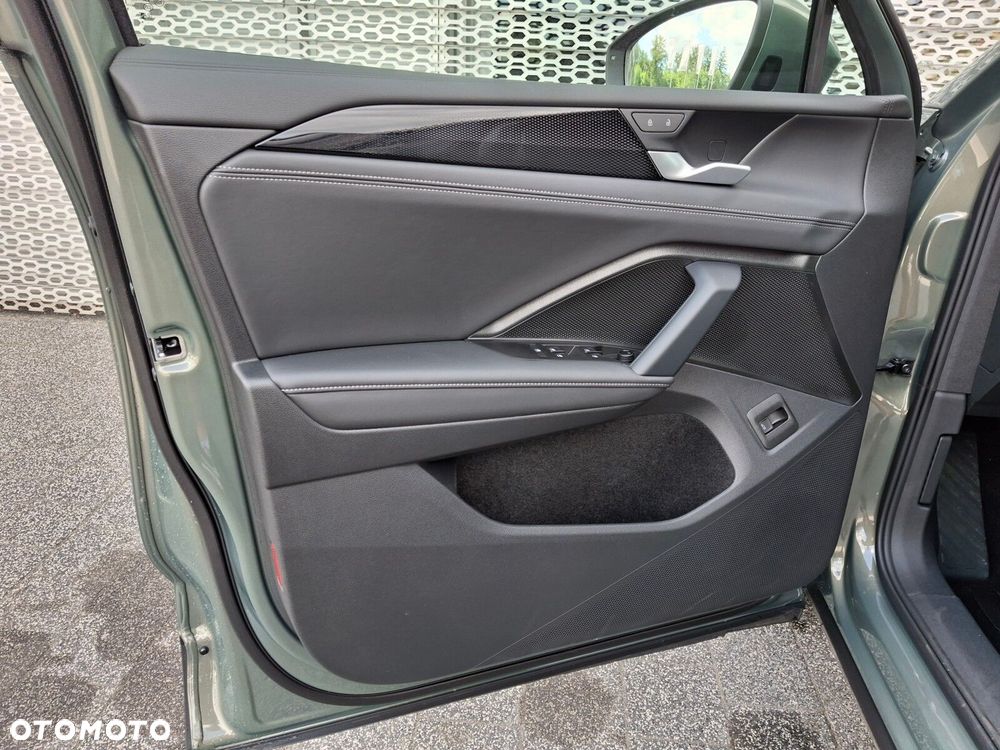 Volkswagen Tiguan - 10