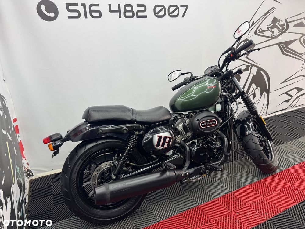 Hyosung GV - 4
