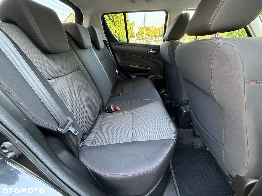 Suzuki Swift - 12