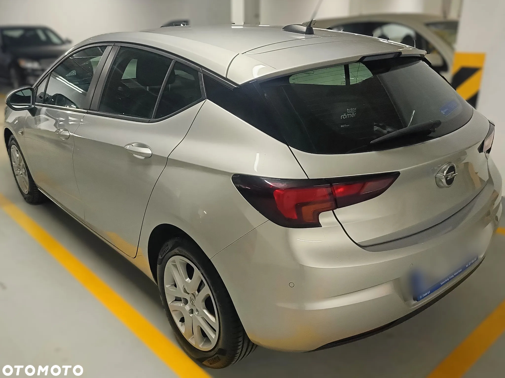 Opel Astra V 1.4 T Enjoy - 4
