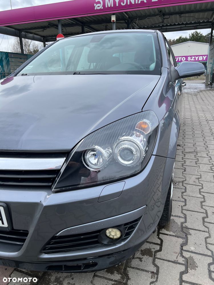 Opel Astra 1.9 CDTI - 2