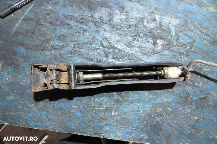 Cric 8A0011031F 8A0011031F Volkswagen VW Passat B5.5 [facelift] [2000 - 2