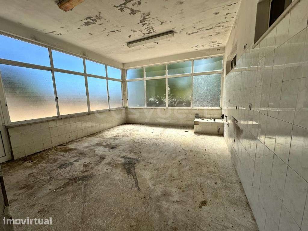 Imóvel com Licença para Restaurante e Residencial | Terreno de 2236... - Grande imagem: 3/17
