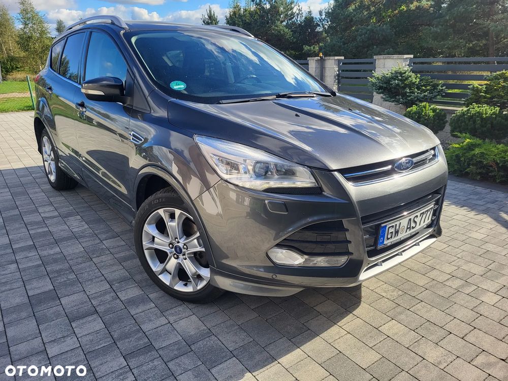 Ford Kuga 2.0 TDCi 2x4 Titanium - 3
