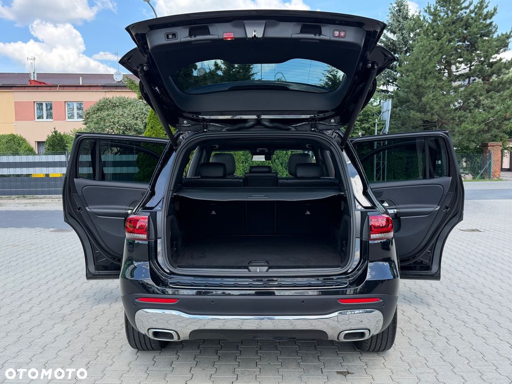 Mercedes-Benz GLB - 15