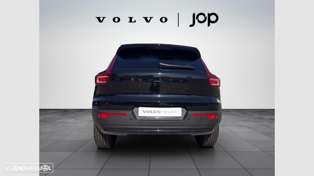 Volvo XC 40 2.0 B3 Black Edition - 6