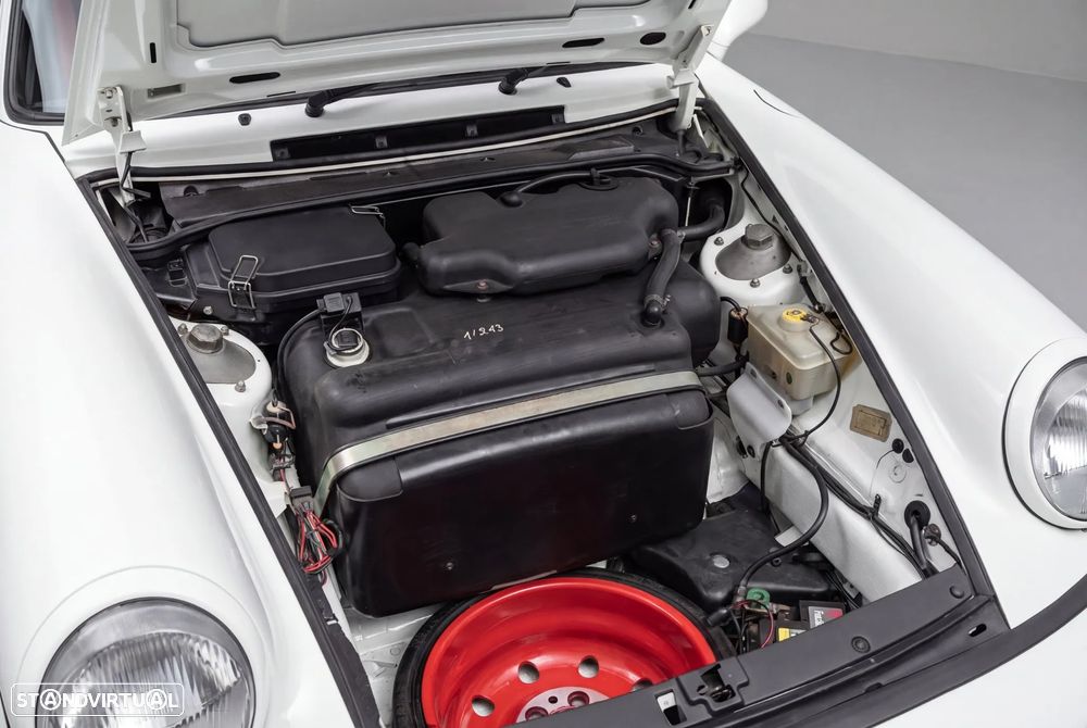 Porsche 911 (964) Coupé 3.6 RS - 38