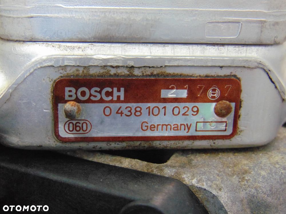 KE-Jetronic rozdzielacz paliwa 0438121049 034133353C 0438101029 Audi 100 C4 80 B4 90 Coupe Cabrio 2.3 2.3E R5 - 17