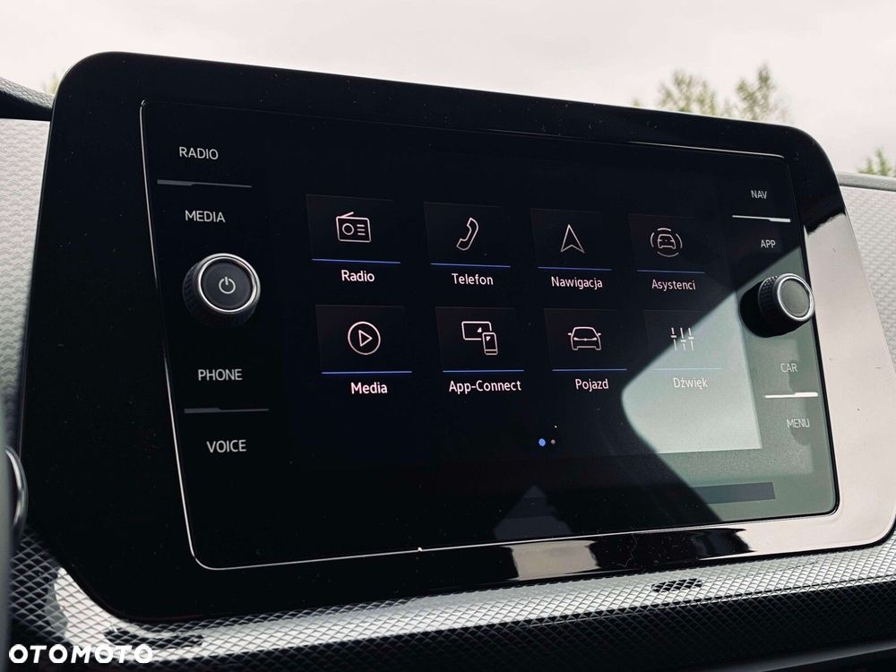 Volkswagen T-Cross - 16