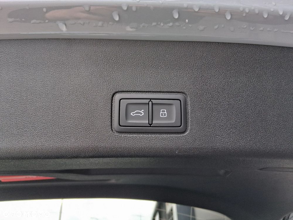 Audi Q3 TFSI mHEV 110 kW S tronic - 12