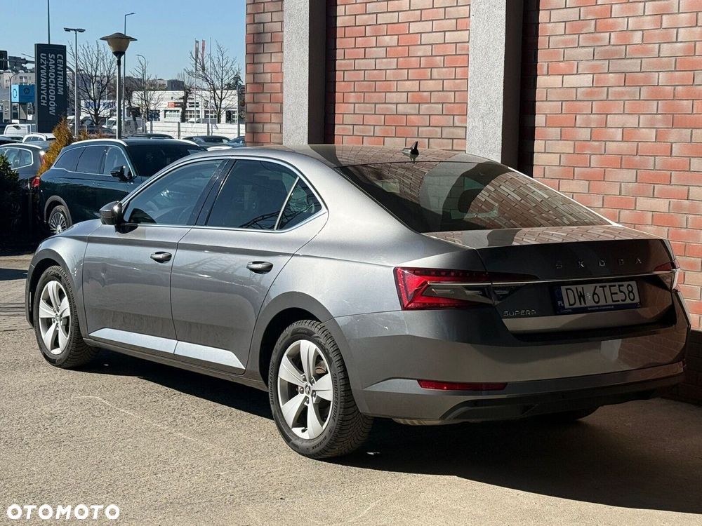 Skoda Superb 2.0 TDI SCR Style DSG - 6
